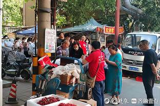 惩戒❌马卡：主帅不允许本泽马参加集体训练，作为推迟归队的惩罚